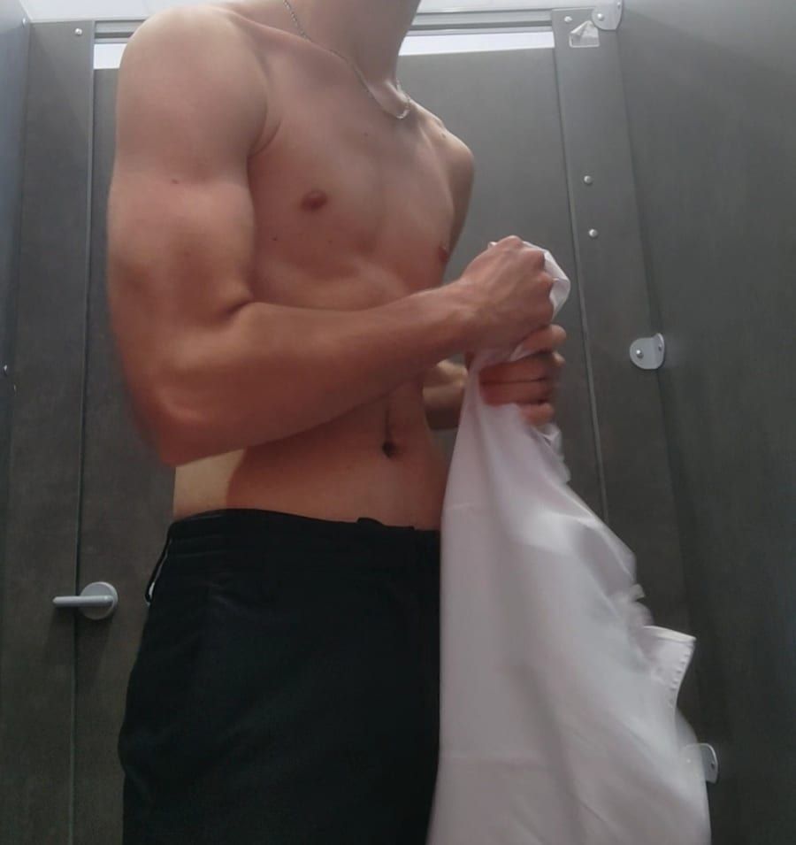 Profil de Elyott